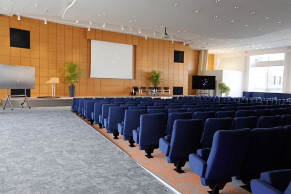auditorium 450 personnes brive
